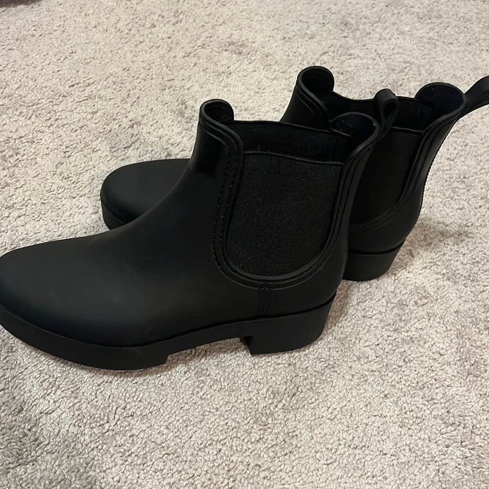 Jeffery Campbell size 8 black boots never worn!